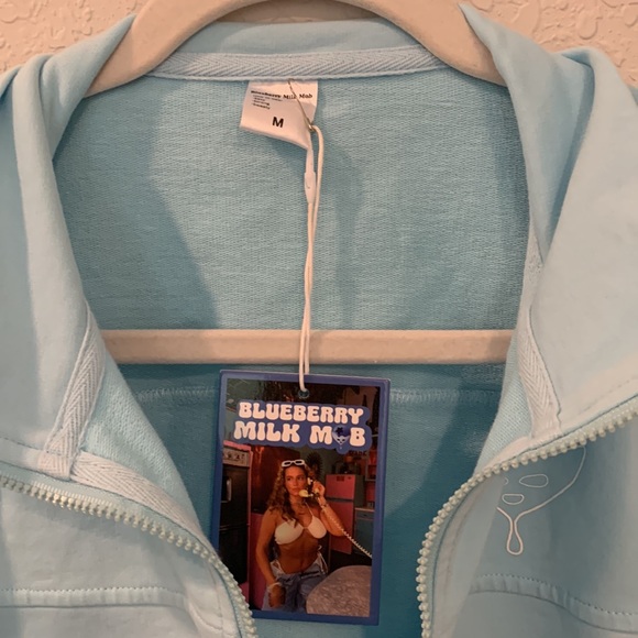 Blueberry Milk Mob - Bubbles Jacket - Picture 6 of 6